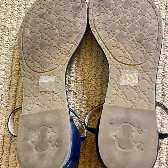 C Wonder Navy Jeweled Sandals Size 7.5 - Picture 5 of 6